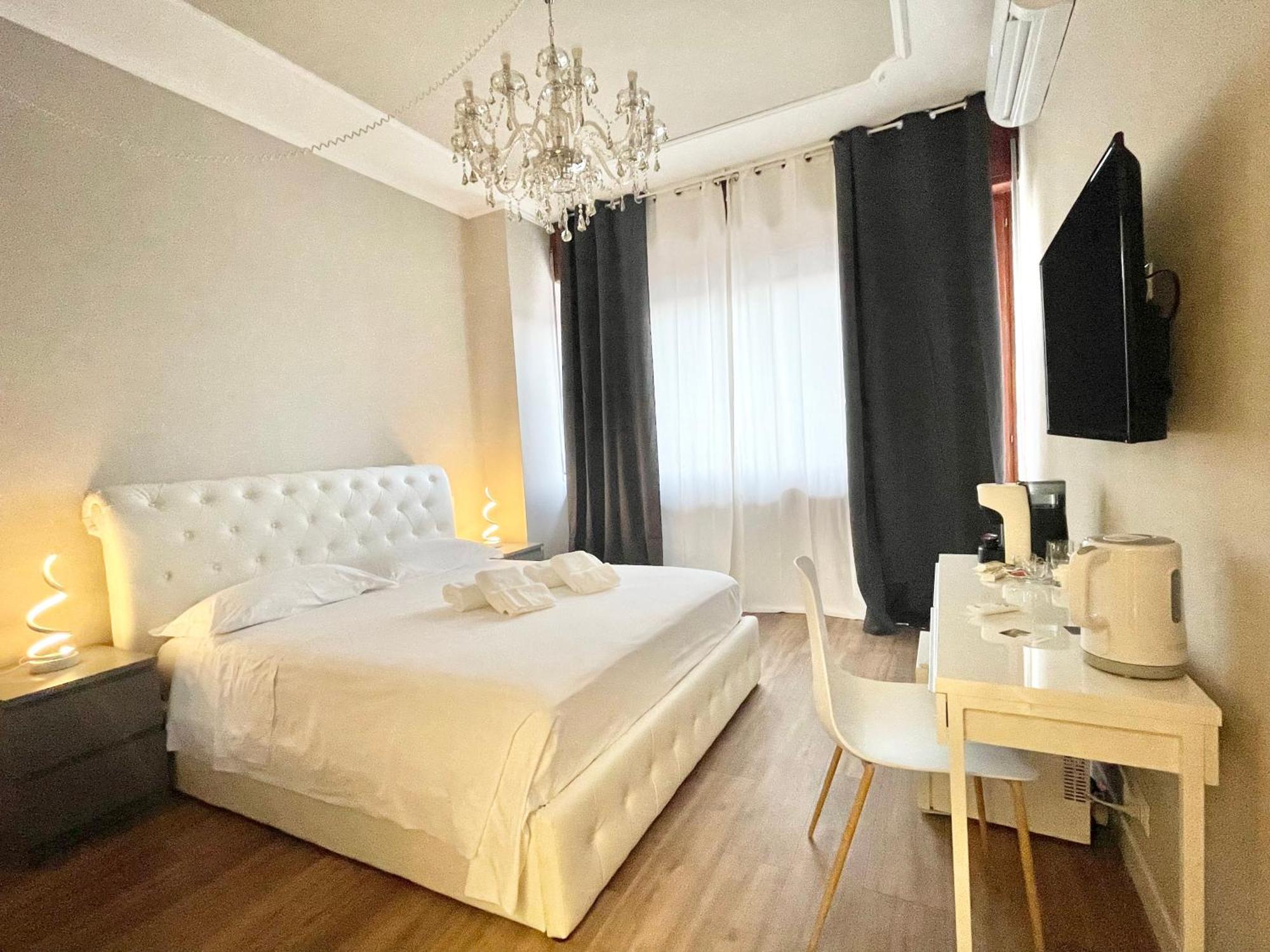 Regina Elena Guest house